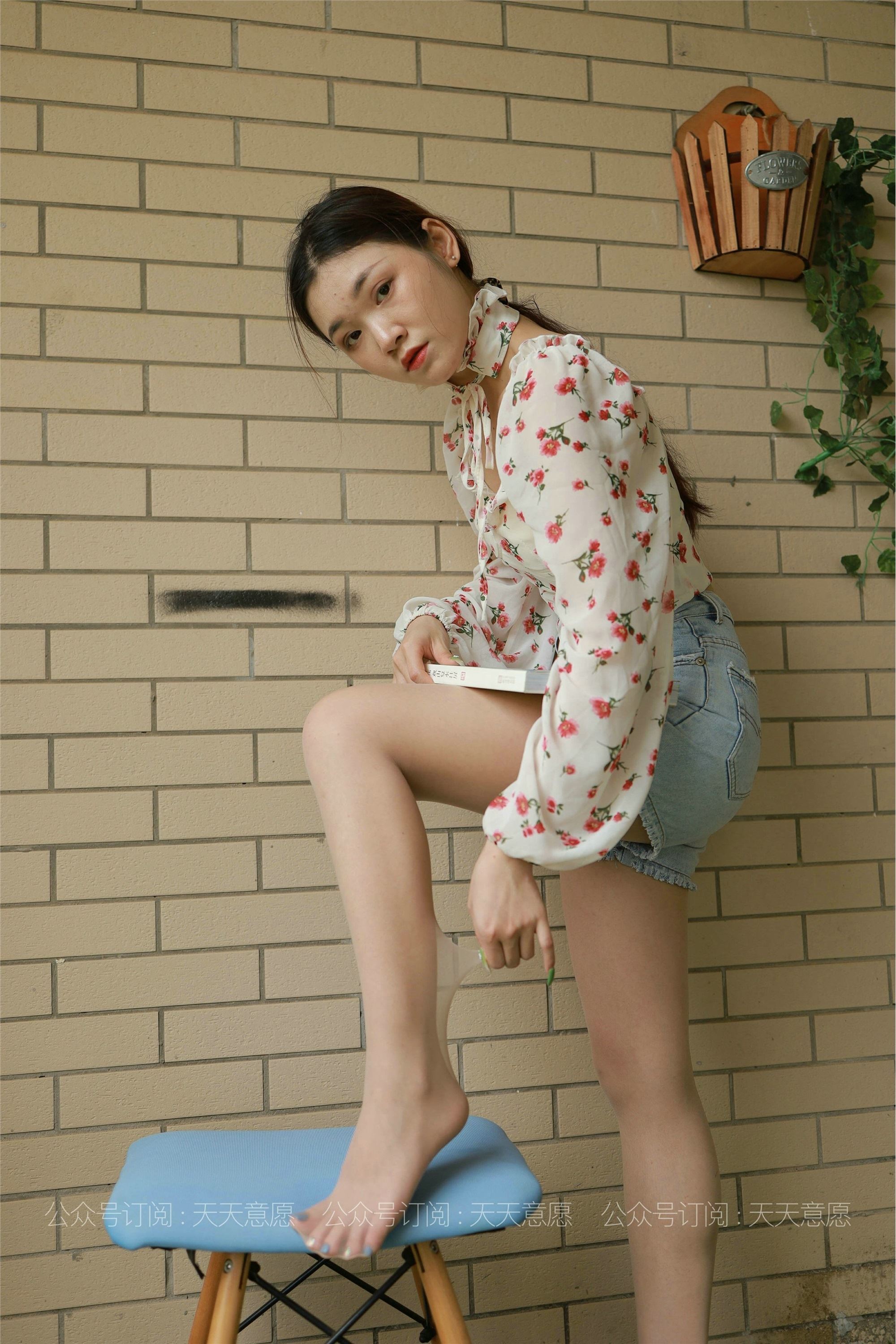 IESS异思趣向  2021.07.03 丝享家850：可可《法式碎花裙》